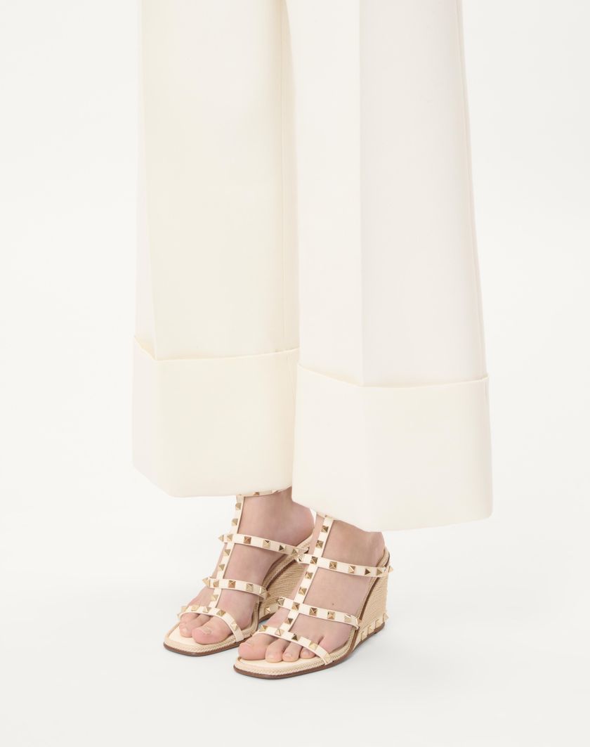 ROCKSTUD WEDGE SANDAL IN CALFSKIN WITH CORNELY EMBROIDERY 80MM - Image 4
